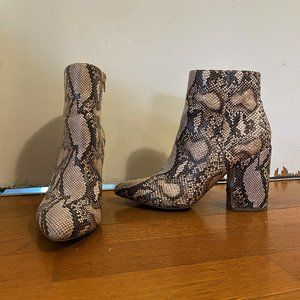 Madden Girl Steve Madden Snake Skin Booties Size 8